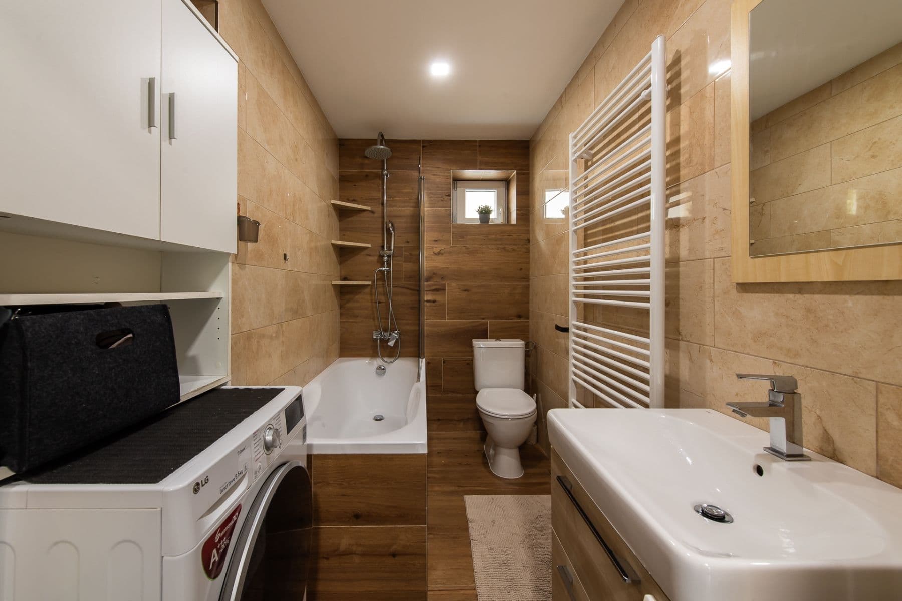 Prodej domu 1.500 m², pozemek 1.598 m², Ovčie, Prešovský kraj Prodej domu 1.500 m², pozemek 1.598 m², Ovčie, Prešovský kraj