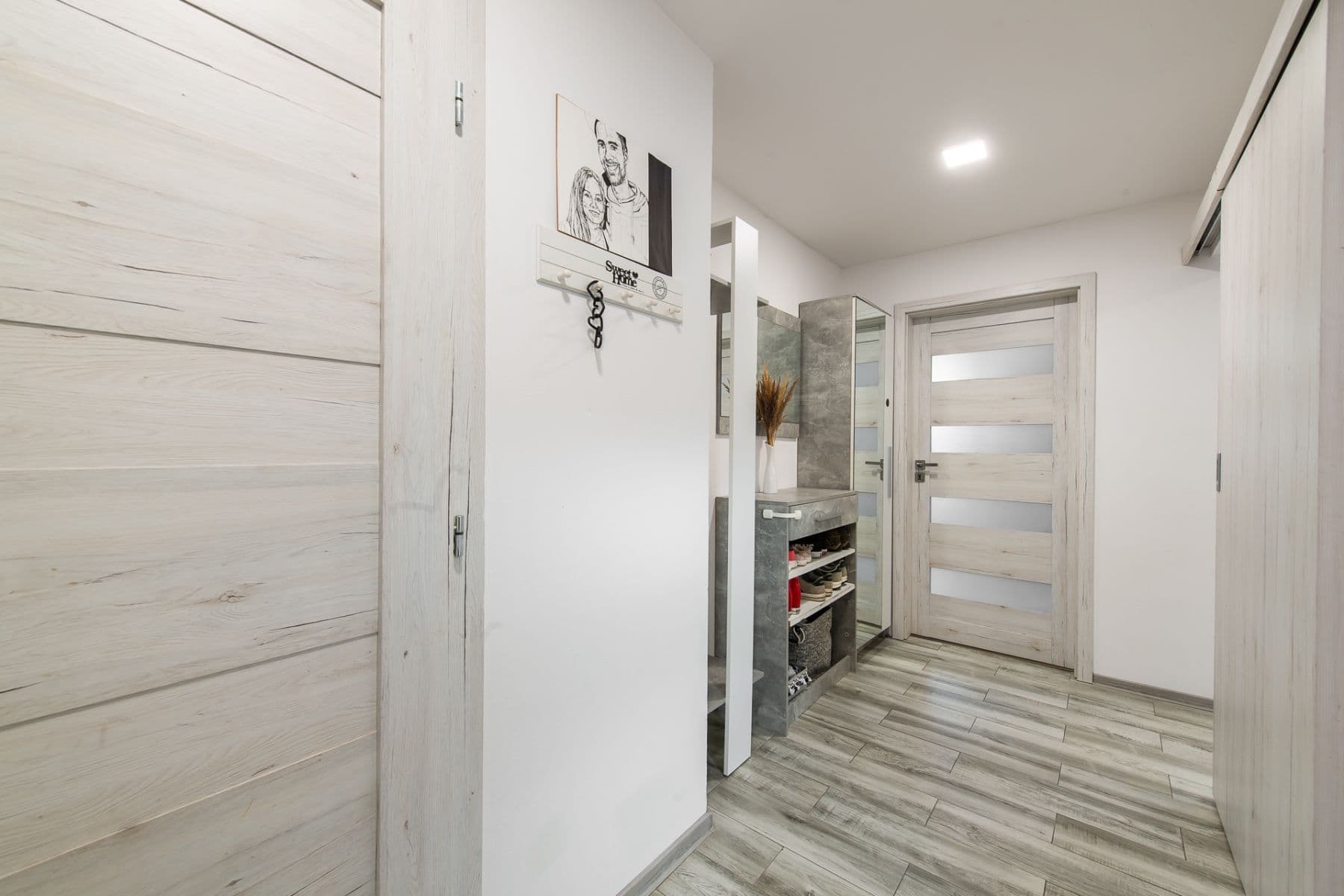 Prodej domu 1.500 m², pozemek 1.598 m², Ovčie, Prešovský kraj Prodej domu 1.500 m², pozemek 1.598 m², Ovčie, Prešovský kraj