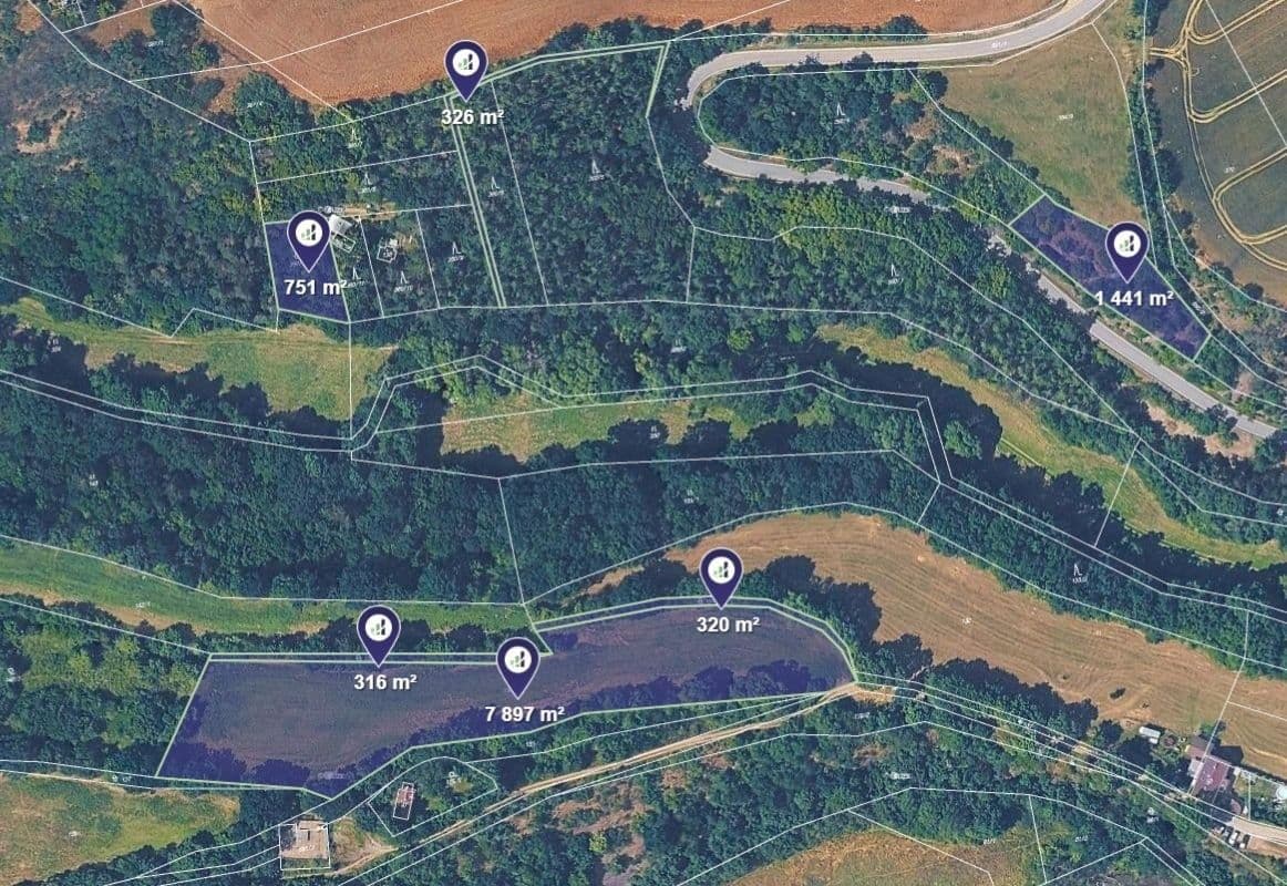 Prodej pozemku 11.051 m², Bojanovice, Středočeský kraj Prodej pozemku 11.051 m², Bojanovice, Středočeský kraj