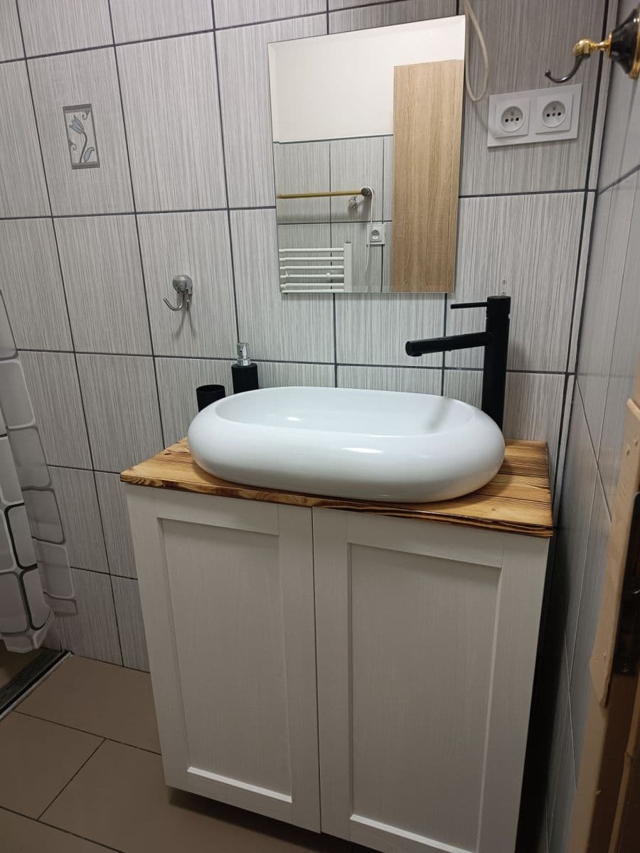 Pronájem bytu 2+1 37 m², K Lanovce, Jáchymov, Karlovarský kraj Pronájem bytu 2+1 37 m², K Lanovce, Jáchymov, Karlovarský kraj