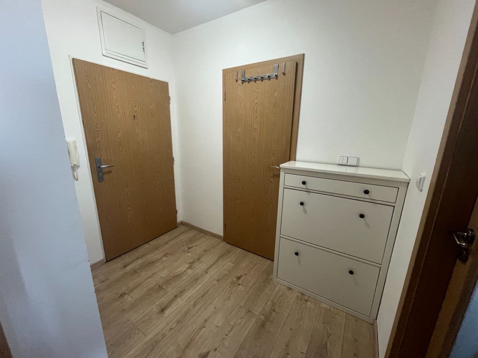 Pronájem bytu 2+kk 44 m², Sokolovská, Čelákovice, Středočeský kraj Pronájem bytu 2+kk 44 m², Sokolovská, Čelákovice, Středočeský kraj