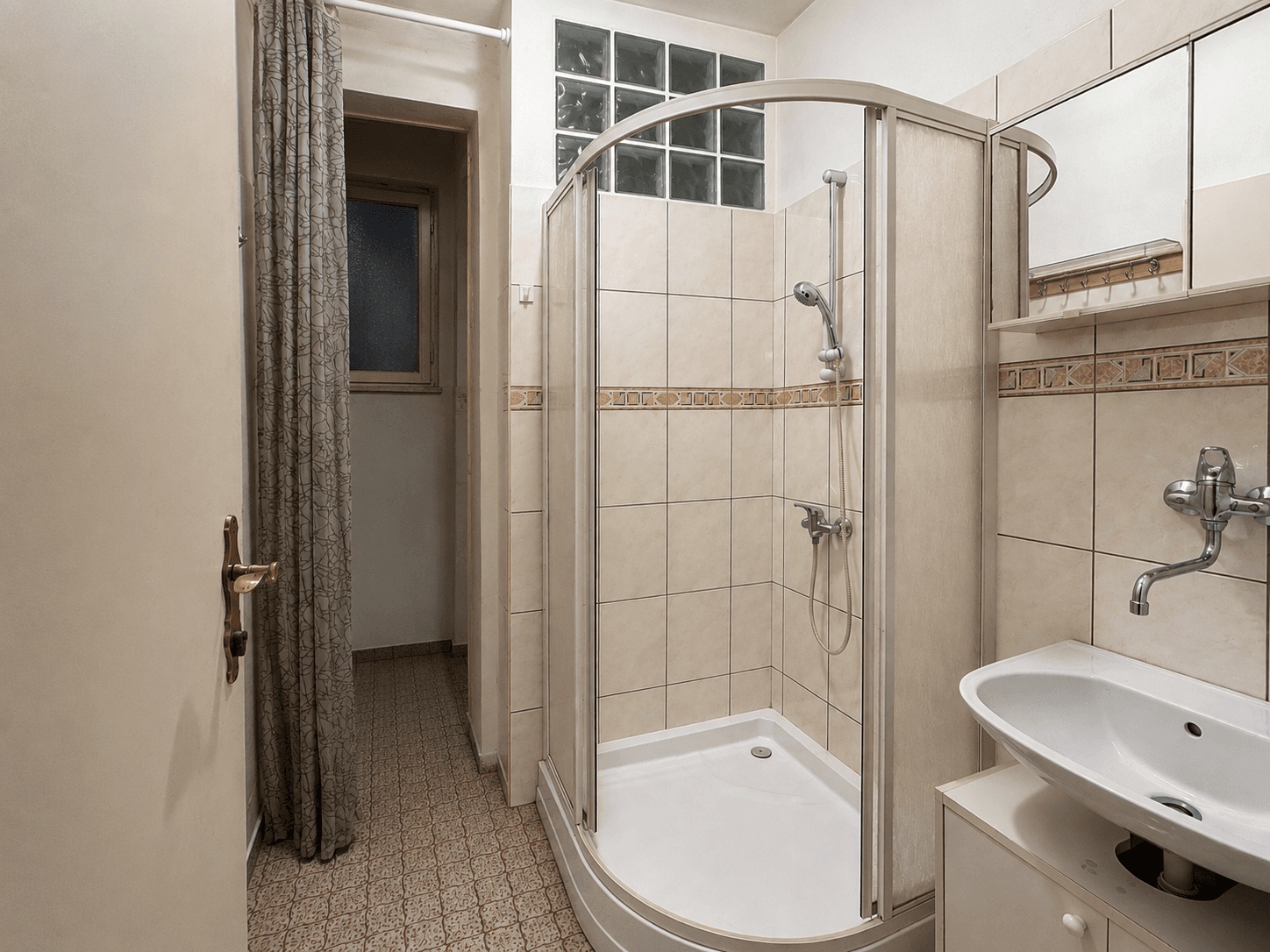 Pronájem bytu 4+1 106 m², Štefánikova, Zlín, Zlínský kraj Pronájem bytu 4+1 106 m², Štefánikova, Zlín, Zlínský kraj
