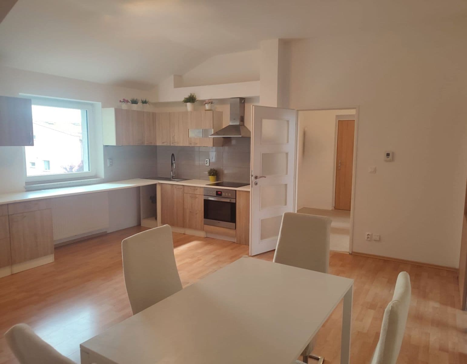 Prodej bytu 3+kk 62 m², Břežany II, Středočeský kraj Prodej bytu 3+kk 62 m², Břežany II, Středočeský kraj