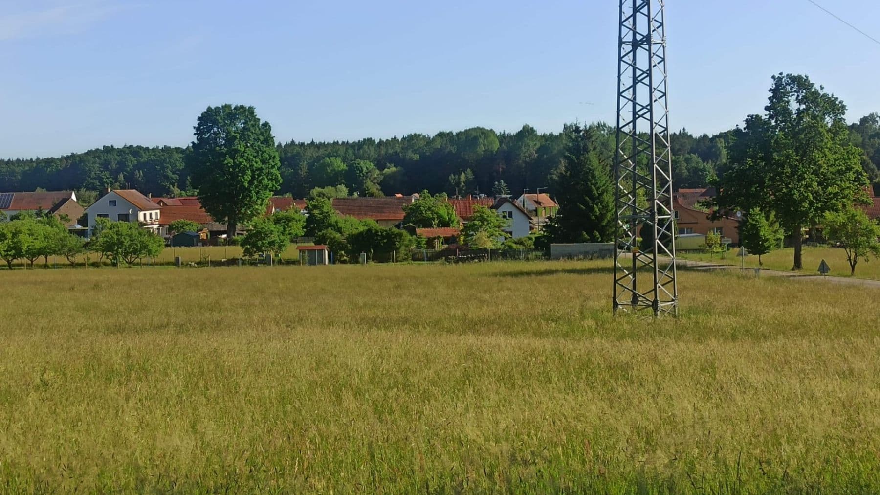 Prodej pozemku 2.104 m², Chobot, Jihočeský kraj Prodej pozemku 2.104 m², Chobot, Jihočeský kraj