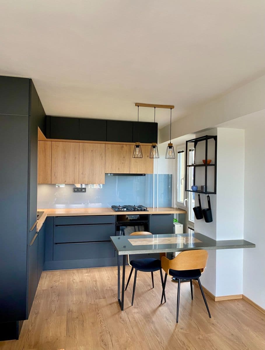 Prodej bytu 2+kk 43 m², Průběžná, Ostrava, Moravskoslezský kraj Prodej bytu 2+kk 43 m², Průběžná, Ostrava, Moravskoslezský kraj