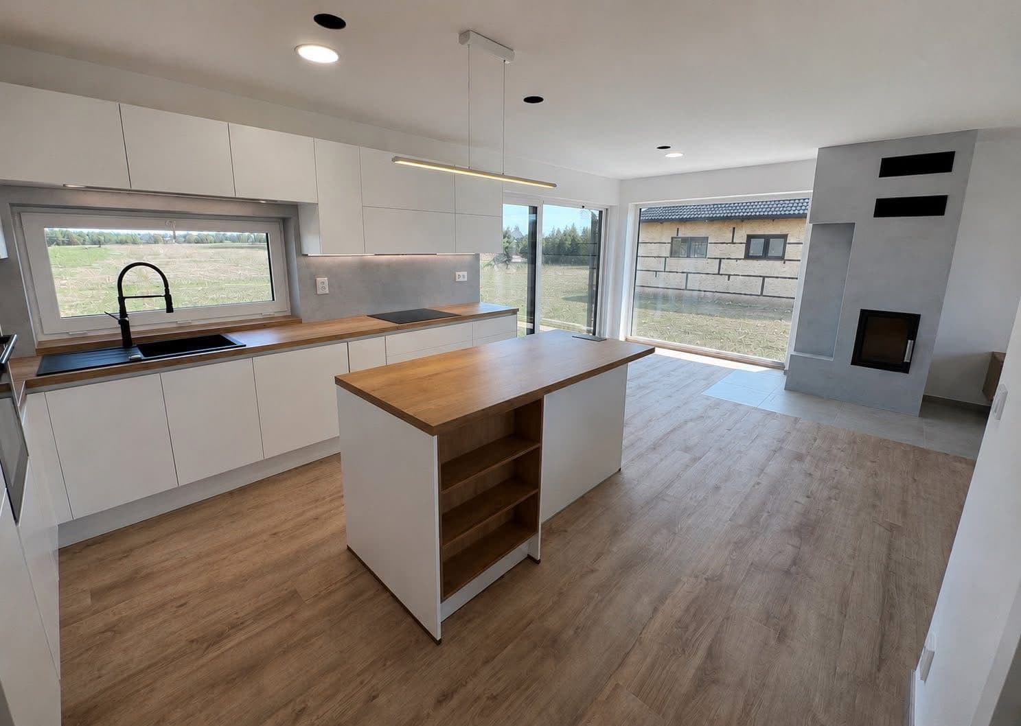 Prodej domu 178 m², pozemek 987 m², Rokytno, Pardubický kraj Prodej domu 178 m², pozemek 987 m², Rokytno, Pardubický kraj