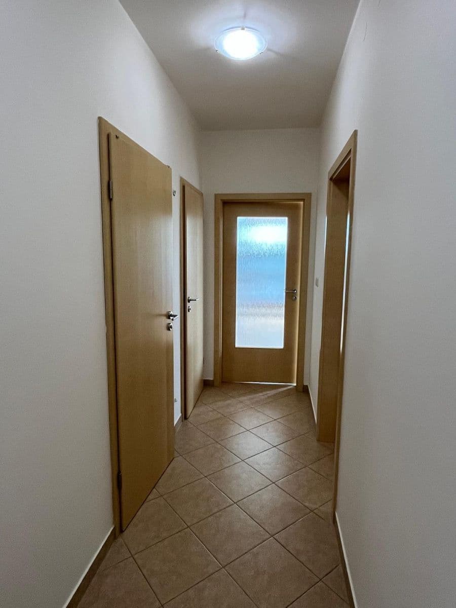 Pronájem bytu 2+kk 50 m², U Jízdárny, Praha, Praha Pronájem bytu 2+kk 50 m², U Jízdárny, Praha, Praha