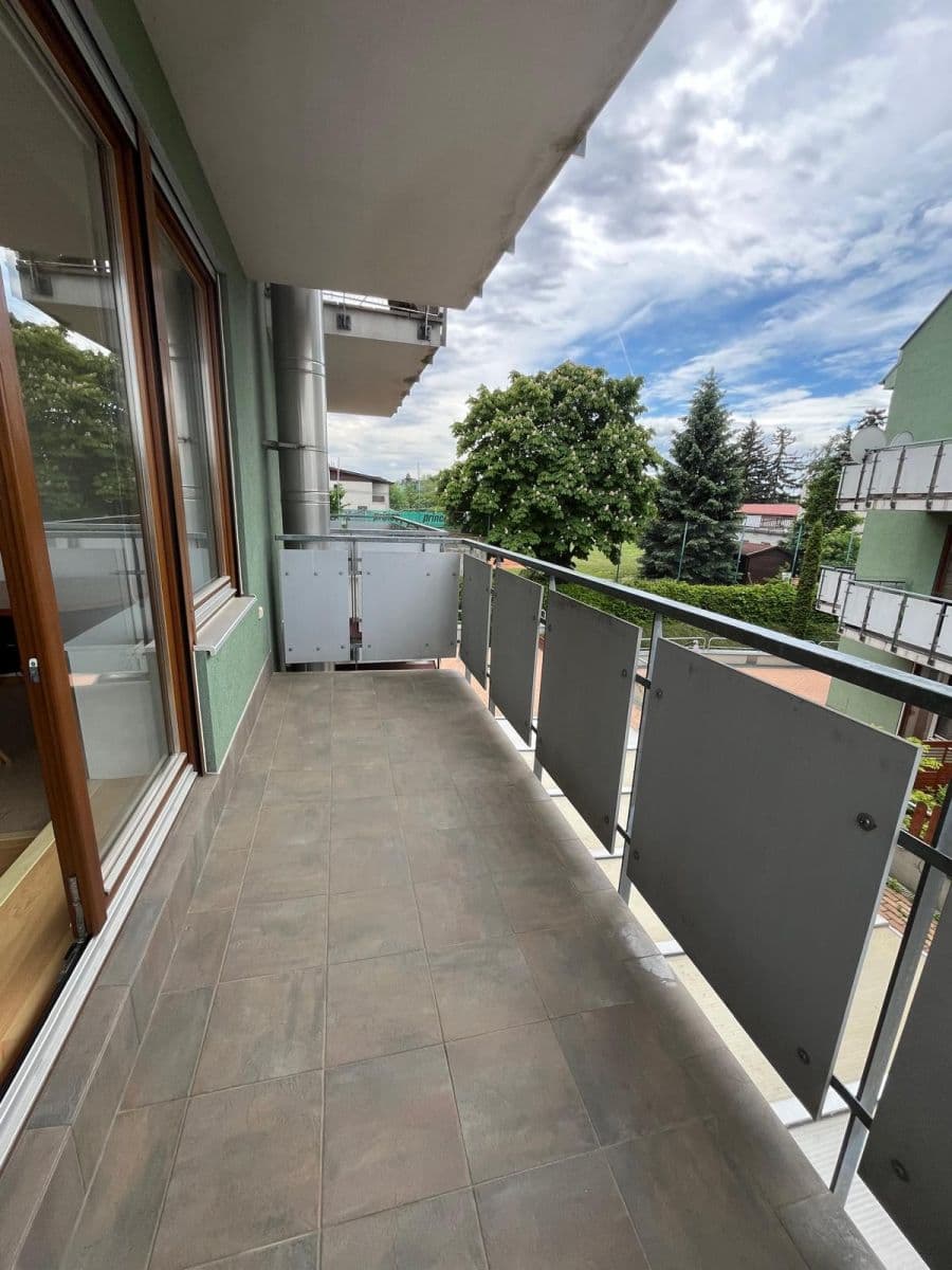 Pronájem bytu 2+kk 50 m², U Jízdárny, Praha, Praha Pronájem bytu 2+kk 50 m², U Jízdárny, Praha, Praha
