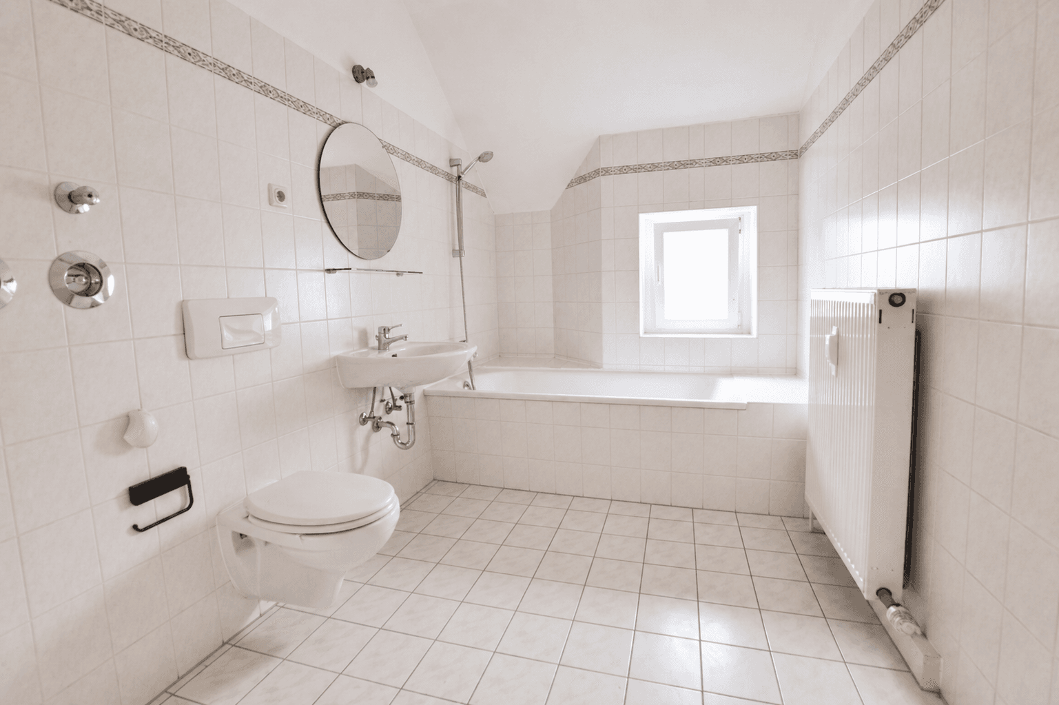 Pronájem bytu 6+1 147 m², Franz-Mehring-Str. 9, Chemnitz, Sasko Pronájem bytu 6+1 147 m², Franz-Mehring-Str. 9, Chemnitz, Sasko