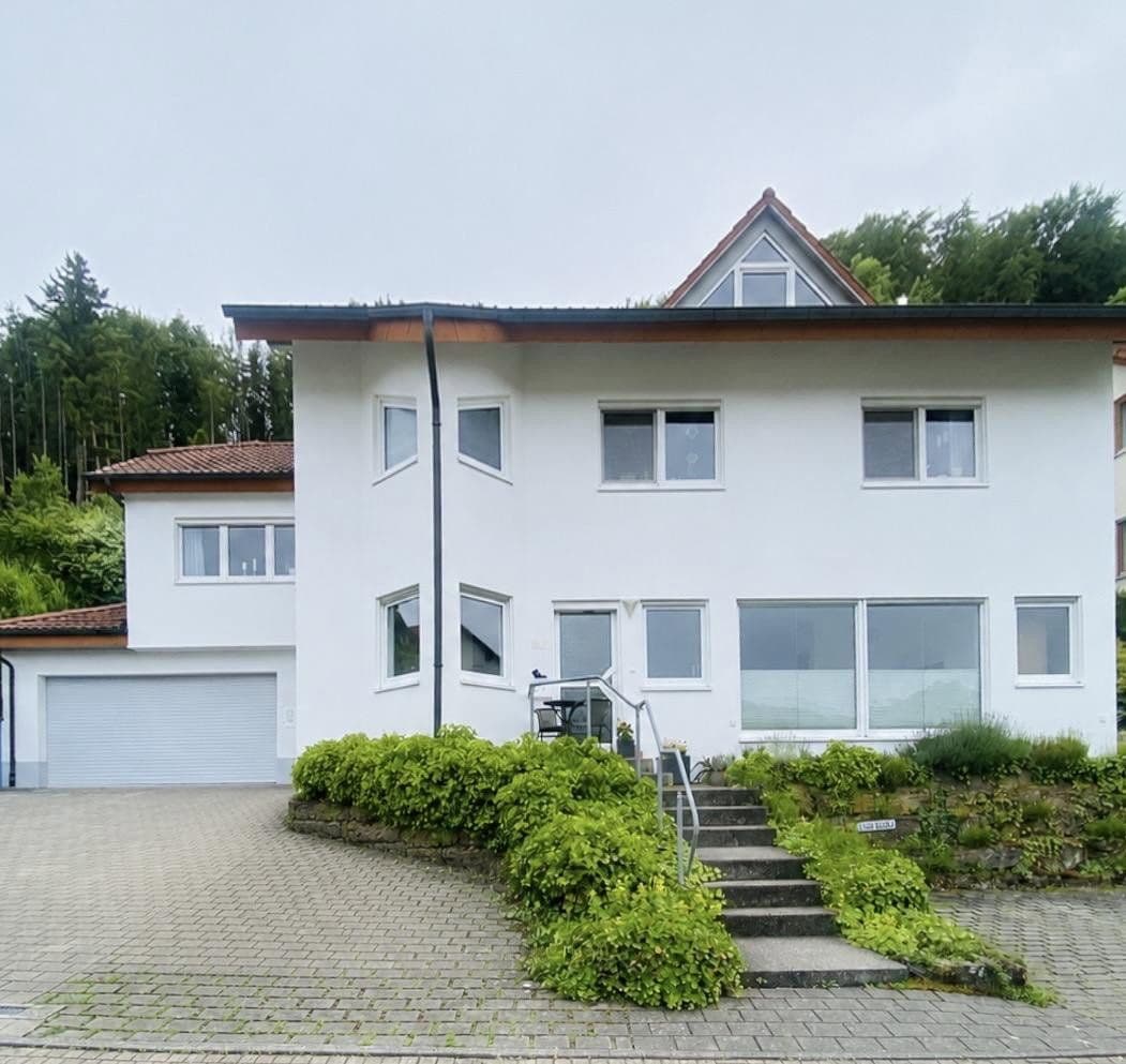 Prodej domu 300 m², pozemek 1.200 m², Ingelfingen, Bádensko-Württembersko Prodej domu 300 m², pozemek 1.200 m², Ingelfingen, Bádensko-Württembersko