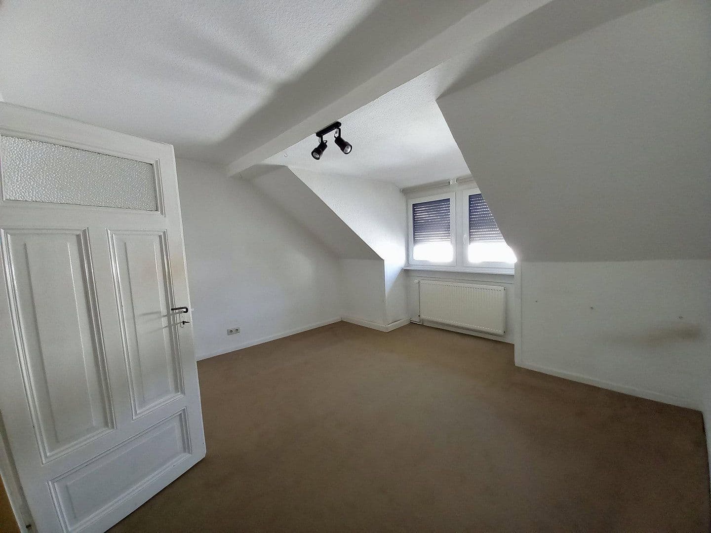 Prodej domu 157 m², pozemek 142 m², Mühlheim am Main, Hessen Prodej domu 157 m², pozemek 142 m², Mühlheim am Main, Hessen