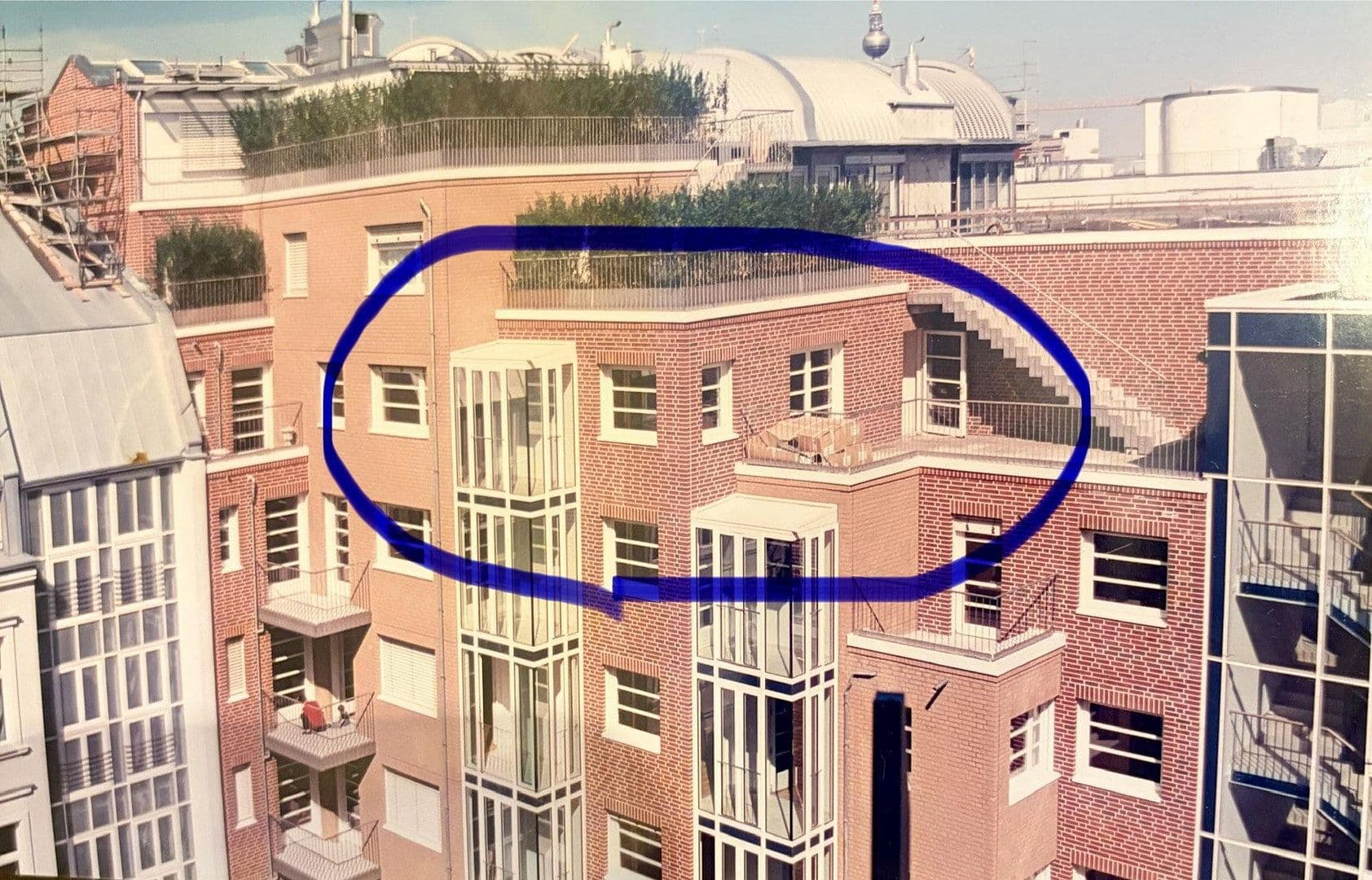 Prodej bytu 3+1 92 m², Berlin, Berlín Prodej bytu 3+1 92 m², Berlin, Berlín