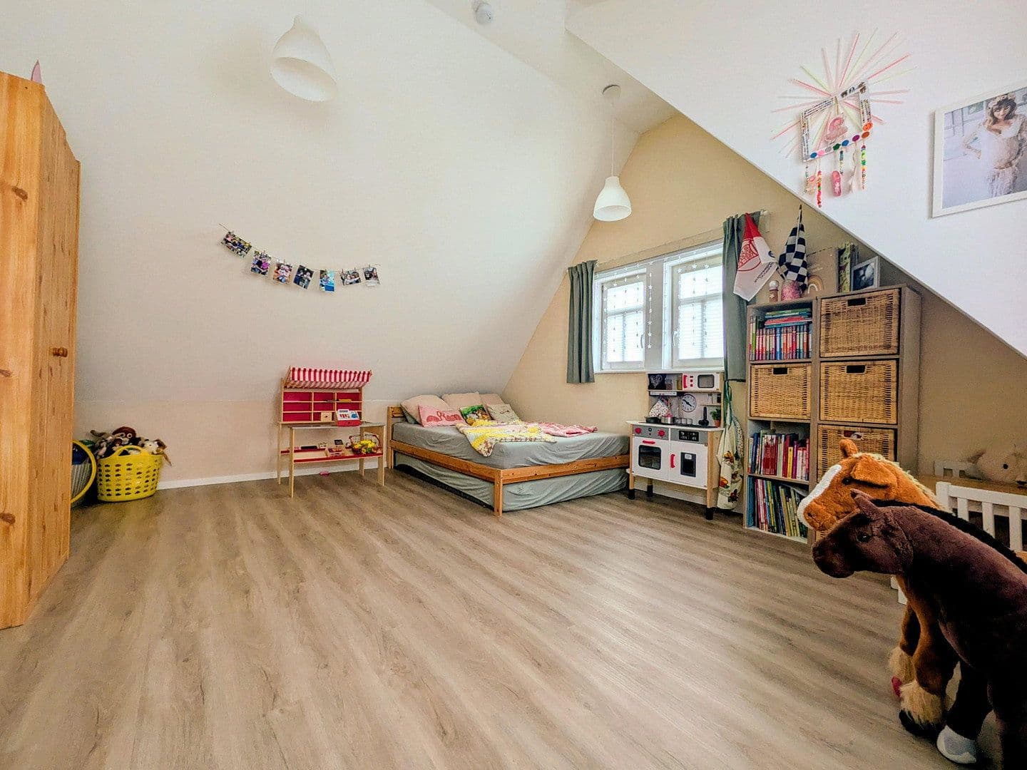 Prodej domu 117 m², pozemek 300 m², Bruchköbel, Hessen Prodej domu 117 m², pozemek 300 m², Bruchköbel, Hessen