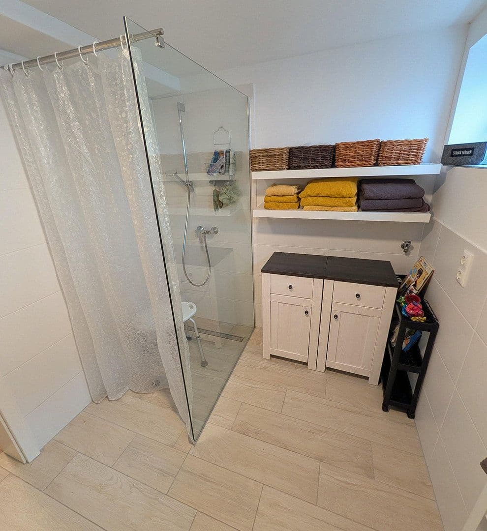 Prodej domu 117 m², pozemek 300 m², Bruchköbel, Hessen Prodej domu 117 m², pozemek 300 m², Bruchköbel, Hessen