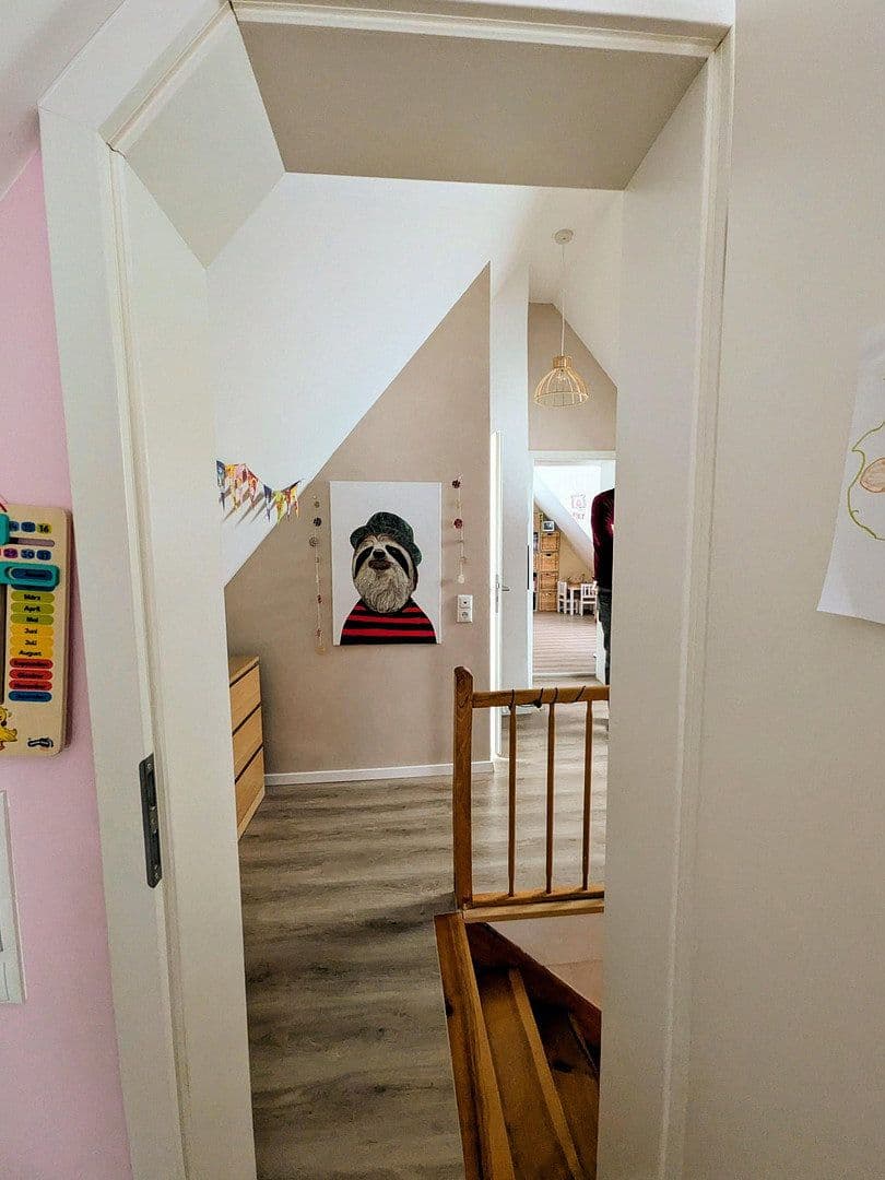 Prodej domu 117 m², pozemek 300 m², Bruchköbel, Hessen Prodej domu 117 m², pozemek 300 m², Bruchköbel, Hessen