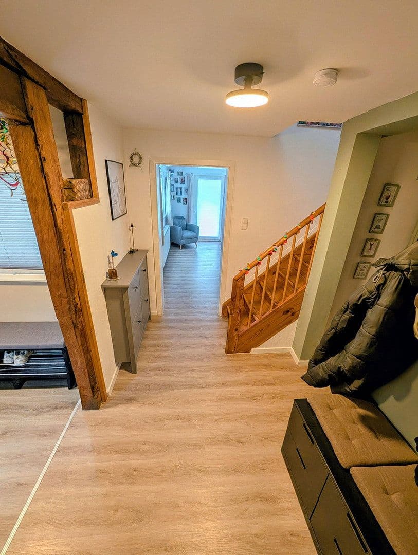 Prodej domu 117 m², pozemek 300 m², Bruchköbel, Hessen Prodej domu 117 m², pozemek 300 m², Bruchköbel, Hessen