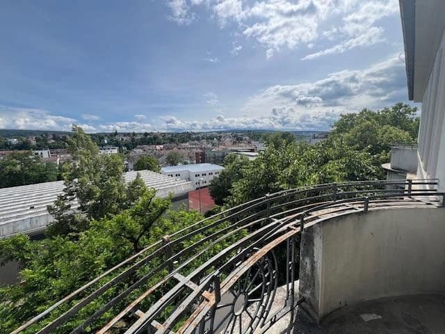Pronájem bytu 3+1 82 m², Maximlianstr. 24, Pforzheim, Bádensko-Württembersko Pronájem bytu 3+1 82 m², Maximlianstr. 24, Pforzheim, Bádensko-Württembersko