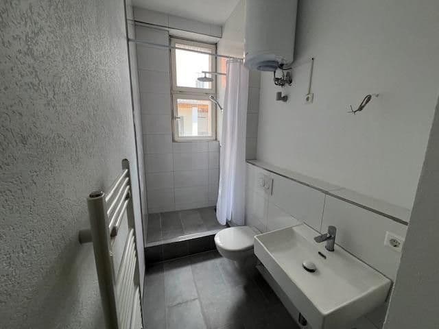Pronájem bytu 3+1 82 m², Maximlianstr. 24, Pforzheim, Bádensko-Württembersko Pronájem bytu 3+1 82 m², Maximlianstr. 24, Pforzheim, Bádensko-Württembersko