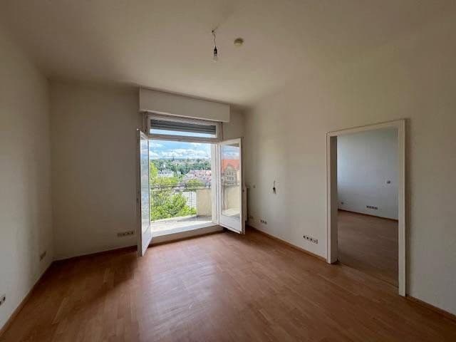 Pronájem bytu 3+1 82 m², Maximlianstr. 24, Pforzheim, Bádensko-Württembersko Pronájem bytu 3+1 82 m², Maximlianstr. 24, Pforzheim, Bádensko-Württembersko