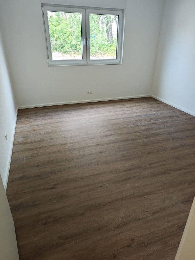 Pronájem kanceláře 30 m², Karlsruhe, Bádensko-Württembersko Pronájem kanceláře 30 m², Karlsruhe, Bádensko-Württembersko