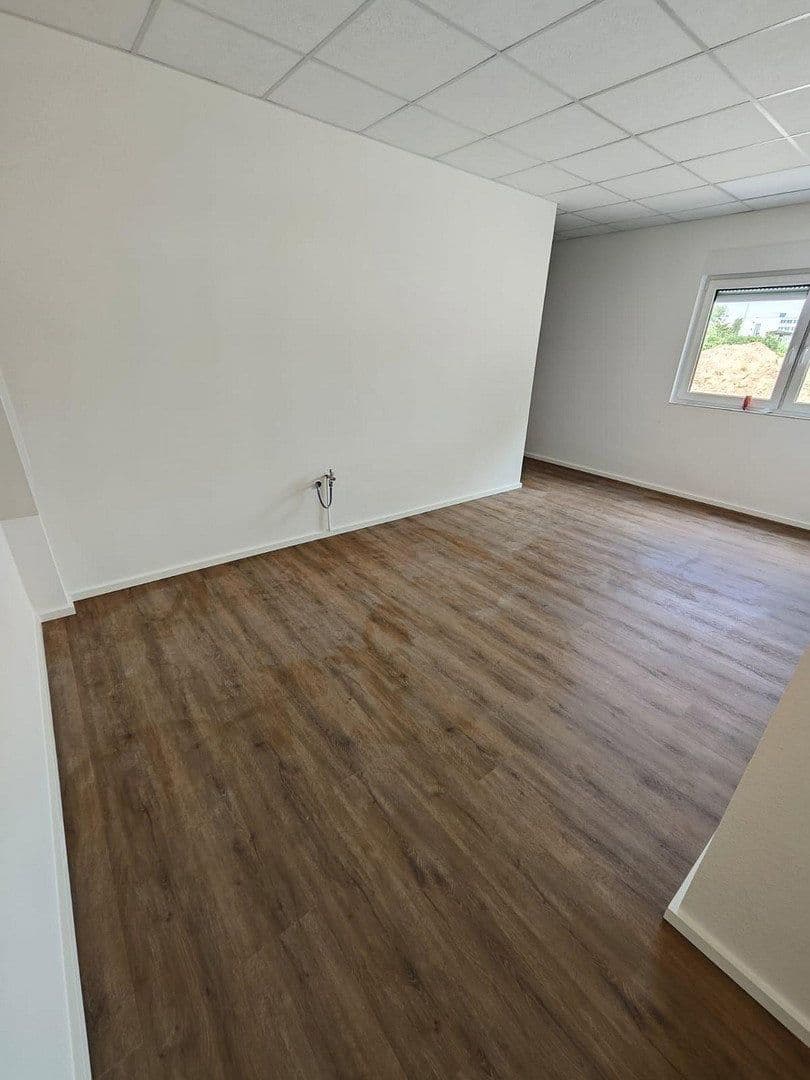 Pronájem kanceláře 30 m², Karlsruhe, Bádensko-Württembersko Pronájem kanceláře 30 m², Karlsruhe, Bádensko-Württembersko