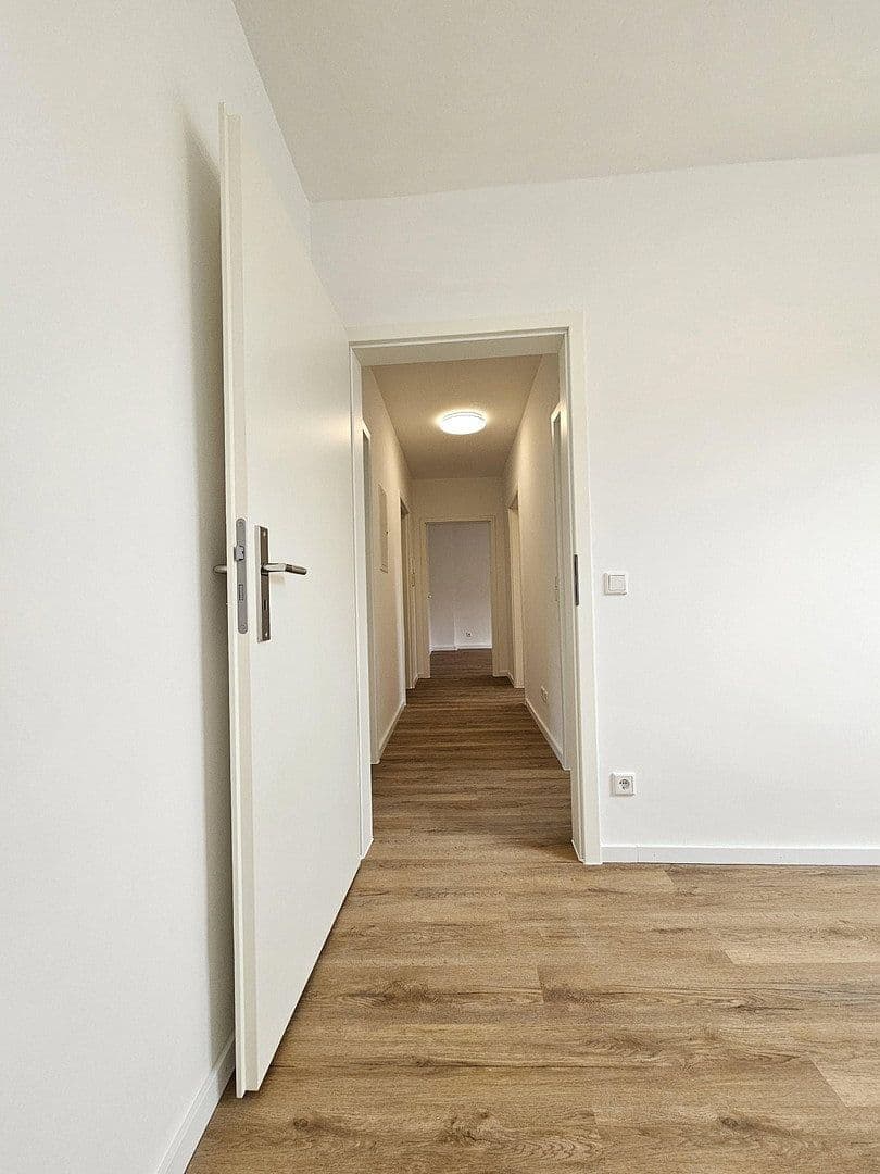 Pronájem bytu 4+1 75 m², Ernestinenstr. 17, Essen, Severní Porýní-Vestfálsko Pronájem bytu 4+1 75 m², Ernestinenstr. 17, Essen, Severní Porýní-Vestfálsko