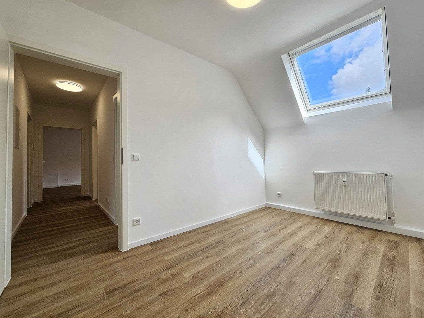Pronájem bytu 4+1 75 m², Ernestinenstr. 17, Essen, Severní Porýní-Vestfálsko Pronájem bytu 4+1 75 m², Ernestinenstr. 17, Essen, Severní Porýní-Vestfálsko
