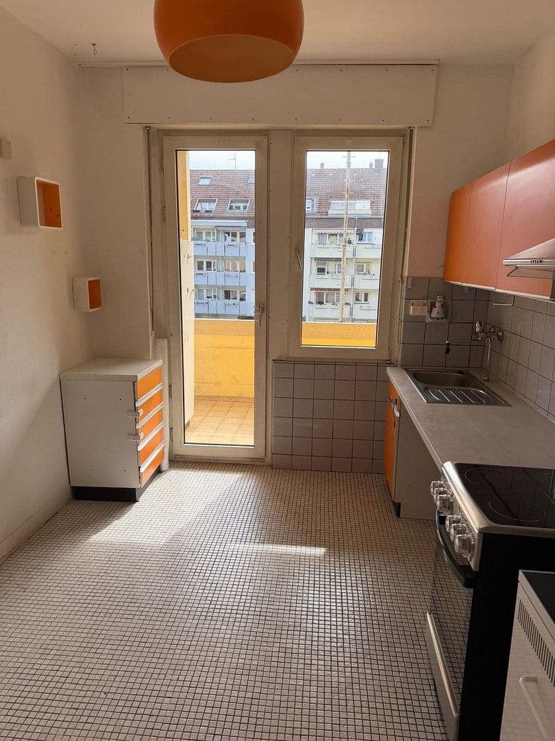 Pronájem bytu 2+1 74 m², Geibelstr. 15, Karlsruhe, Bádensko-Württembersko Pronájem bytu 2+1 74 m², Geibelstr. 15, Karlsruhe, Bádensko-Württembersko