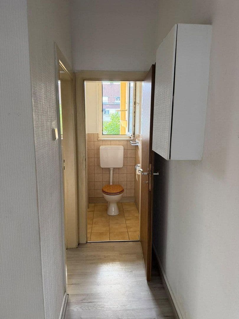 Pronájem bytu 2+1 74 m², Geibelstr. 15, Karlsruhe, Bádensko-Württembersko Pronájem bytu 2+1 74 m², Geibelstr. 15, Karlsruhe, Bádensko-Württembersko