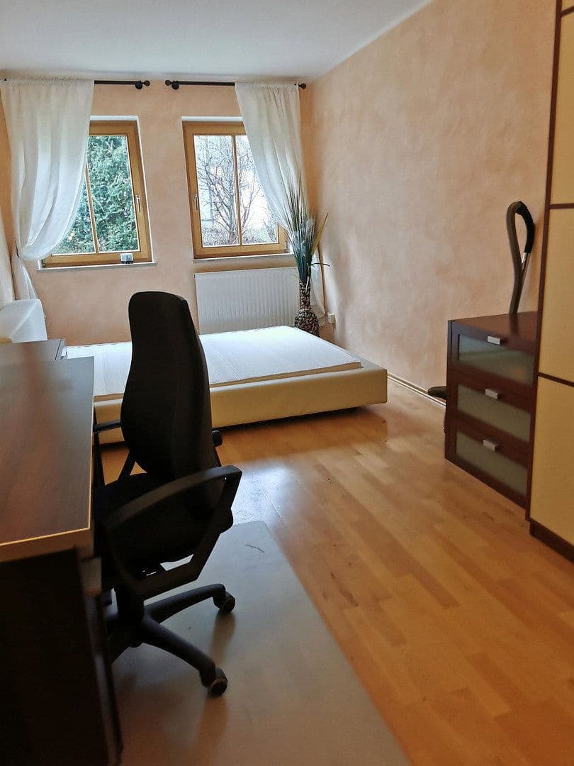 Pronájem bytu 2+1 55 m², Bannewitz, Sasko Pronájem bytu 2+1 55 m², Bannewitz, Sasko