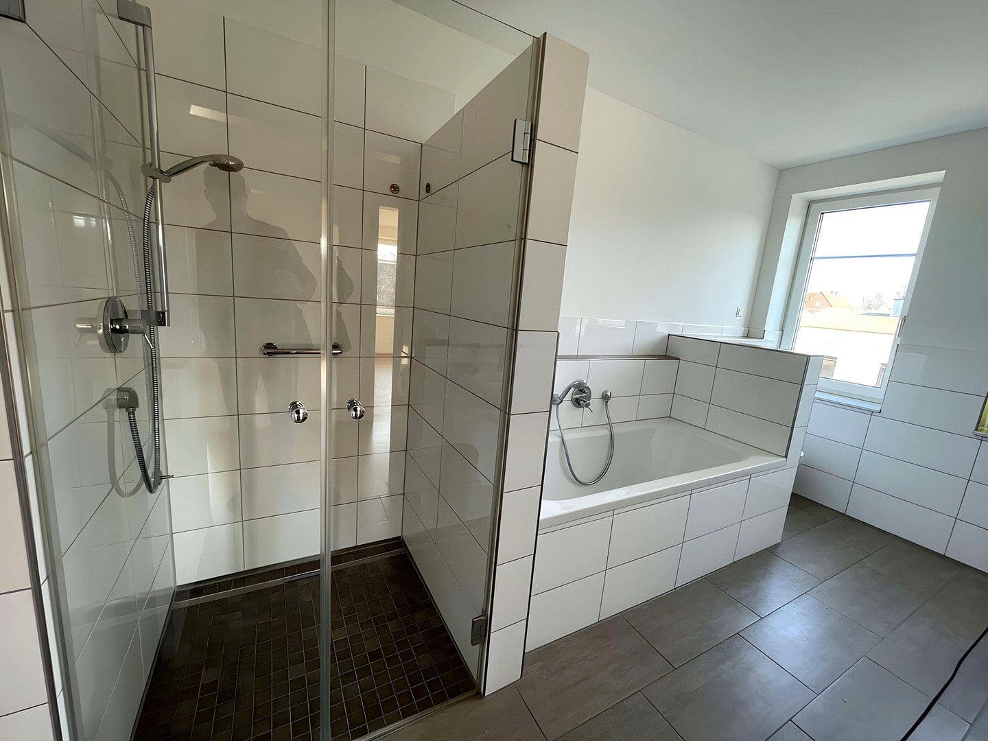 Pronájem bytu 3+1 105 m², Schulstraße 60a, Elmshorn, Šlesvicko-Holštýnsko Pronájem bytu 3+1 105 m², Schulstraße 60a, Elmshorn, Šlesvicko-Holštýnsko