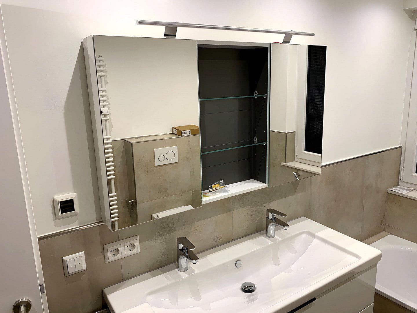 Pronájem bytu 5+1 126 m², Schulstraße 33, Leinfelden-Echterdingen, Bádensko-Württembersko Pronájem bytu 5+1 126 m², Schulstraße 33, Leinfelden-Echterdingen, Bádensko-Württembersko