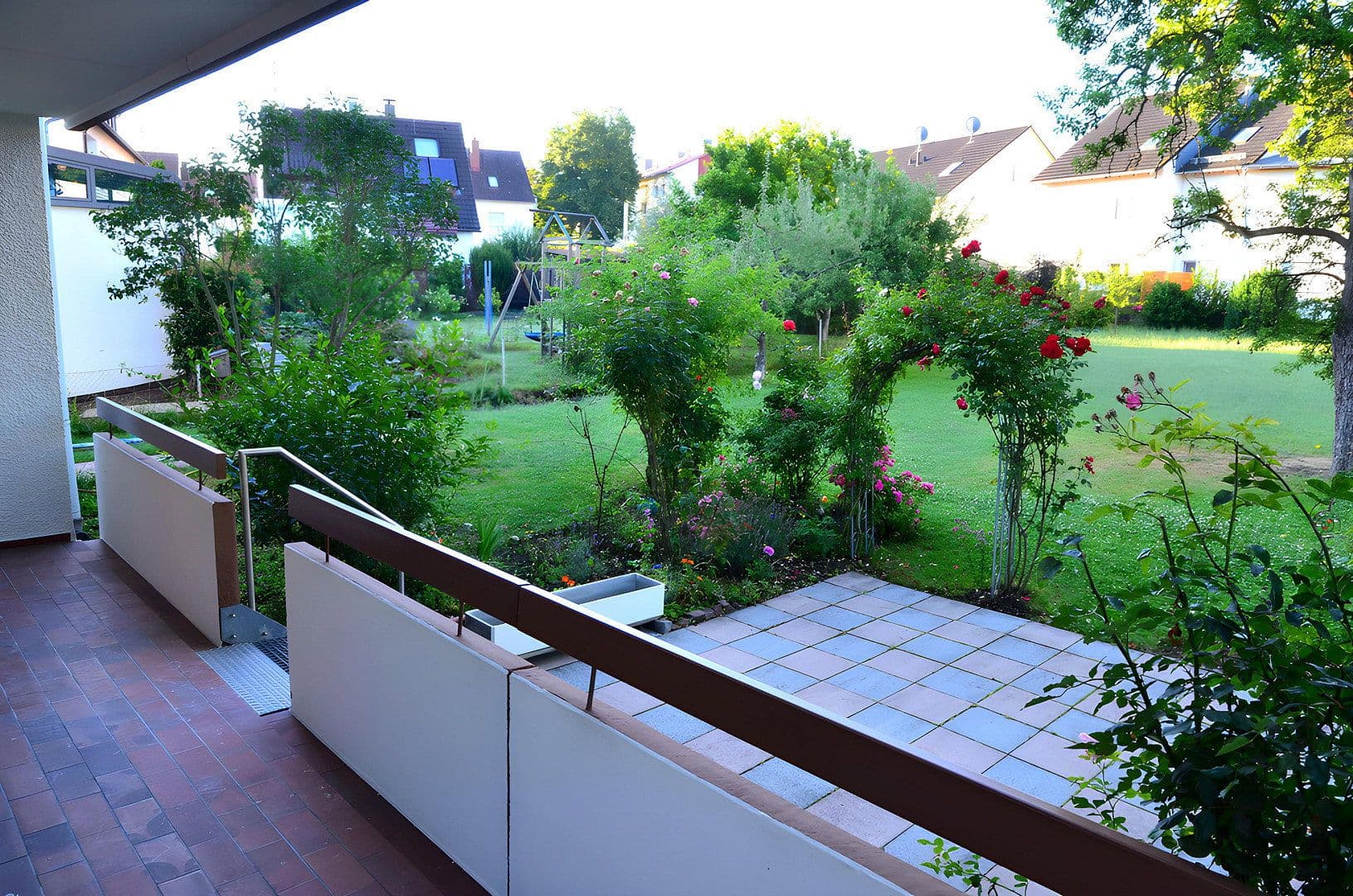 Pronájem bytu 5+1 126 m², Schulstraße 33, Leinfelden-Echterdingen, Bádensko-Württembersko Pronájem bytu 5+1 126 m², Schulstraße 33, Leinfelden-Echterdingen, Bádensko-Württembersko
