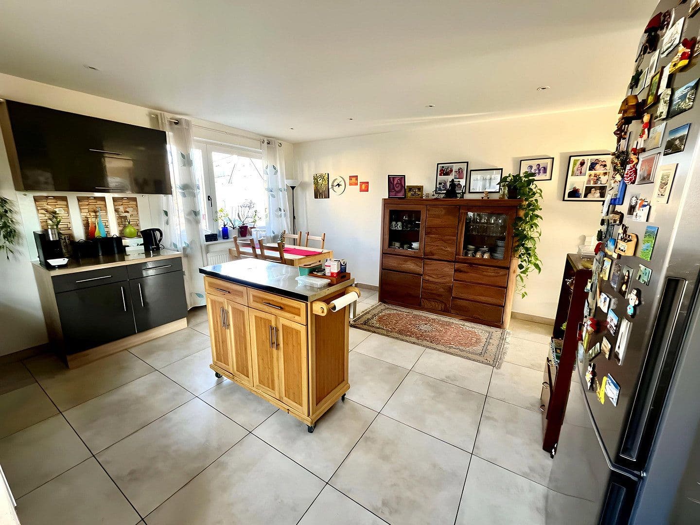 Pronájem bytu 5+1 126 m², Schulstraße 33, Leinfelden-Echterdingen, Bádensko-Württembersko Pronájem bytu 5+1 126 m², Schulstraße 33, Leinfelden-Echterdingen, Bádensko-Württembersko