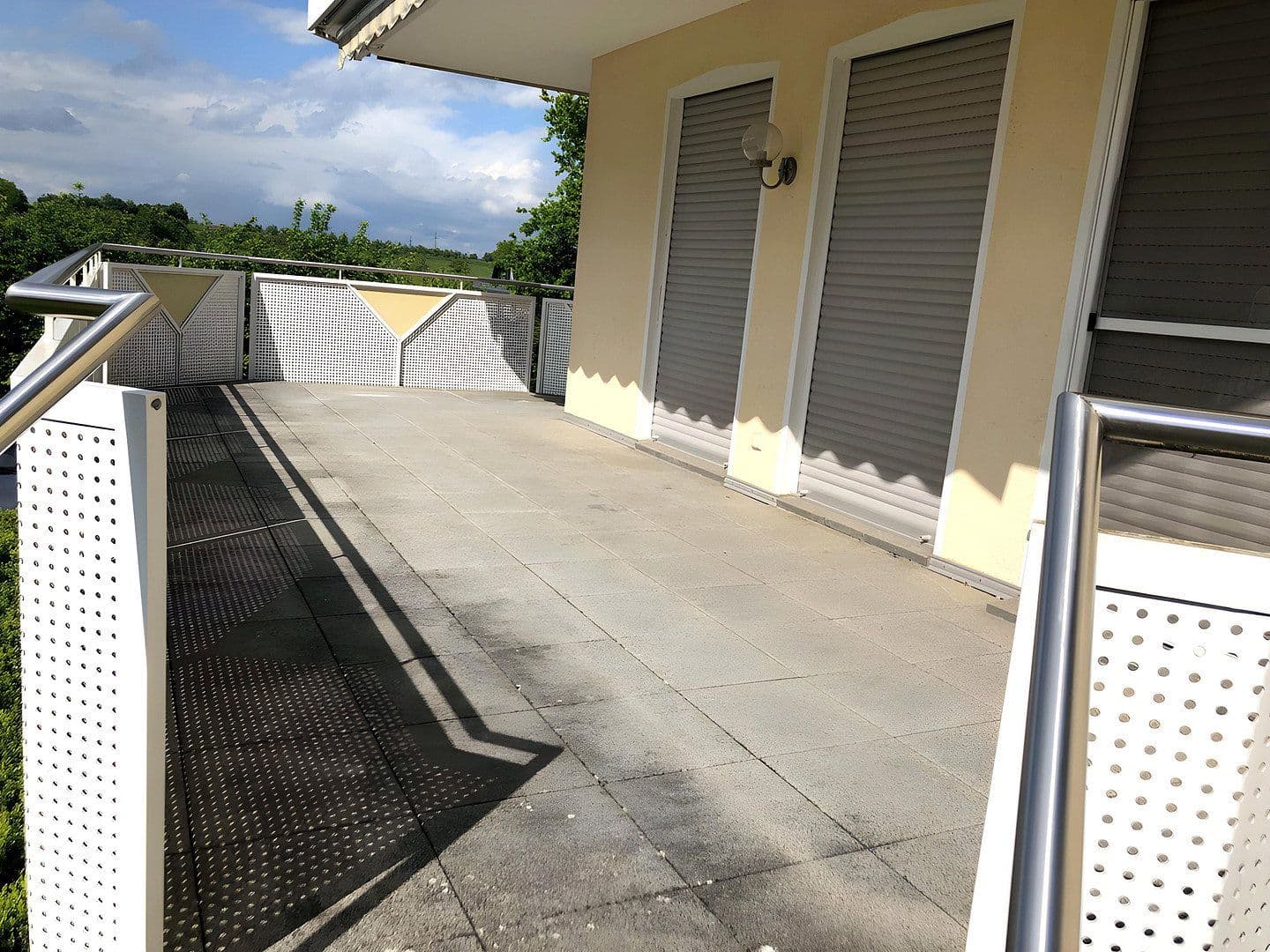 Pronájem bytu 5+1 135 m², Schulstraße 30, Pohlheim, Hessen Pronájem bytu 5+1 135 m², Schulstraße 30, Pohlheim, Hessen