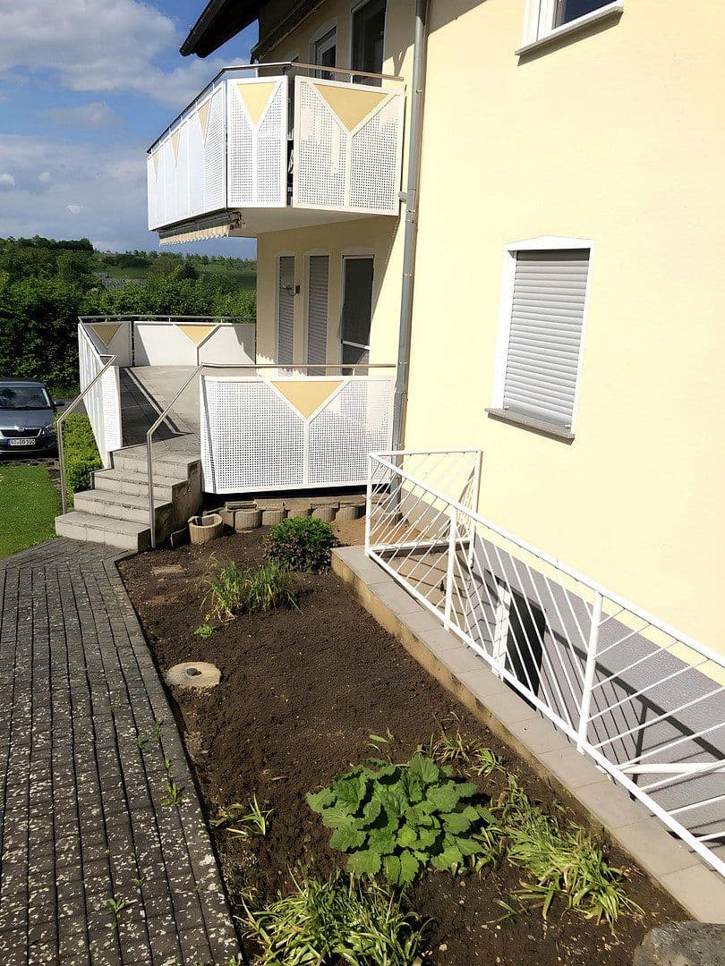 Pronájem bytu 5+1 135 m², Schulstraße 30, Pohlheim, Hessen Pronájem bytu 5+1 135 m², Schulstraße 30, Pohlheim, Hessen