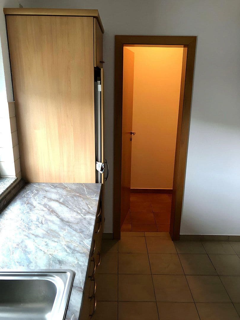 Pronájem bytu 5+1 135 m², Schulstraße 30, Pohlheim, Hessen Pronájem bytu 5+1 135 m², Schulstraße 30, Pohlheim, Hessen