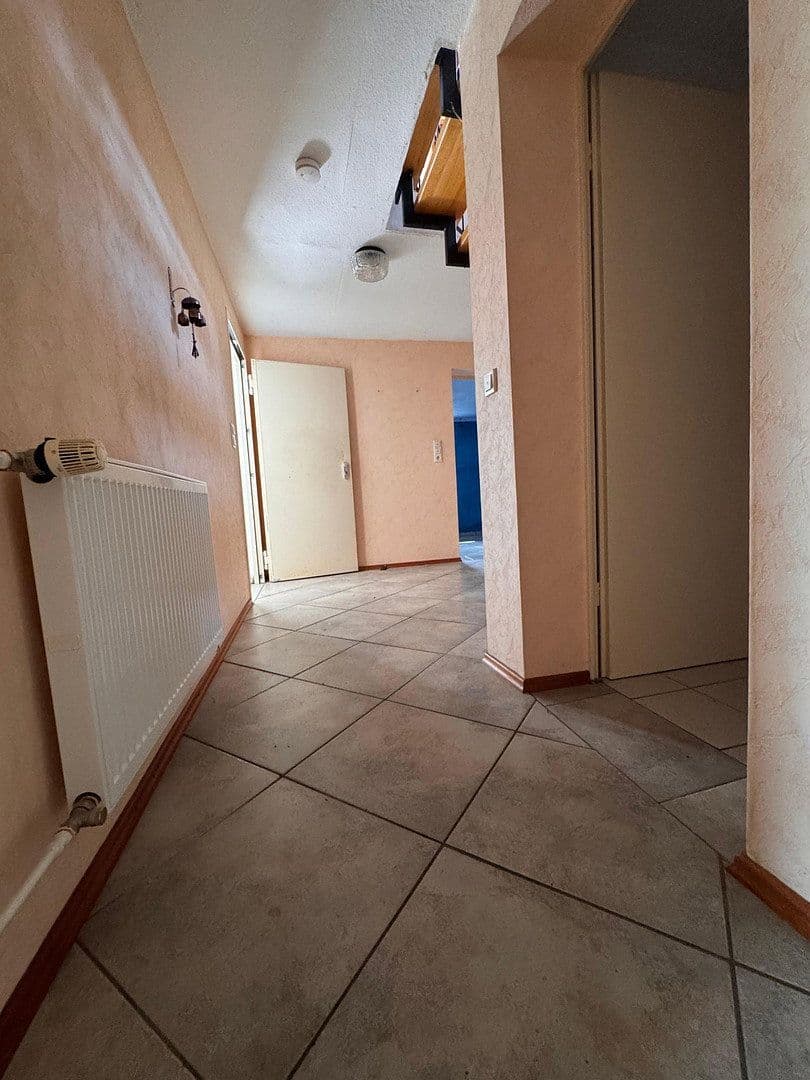 Prodej domu 140 m², pozemek 700 m², Hüttenberg, Hessen Prodej domu 140 m², pozemek 700 m², Hüttenberg, Hessen