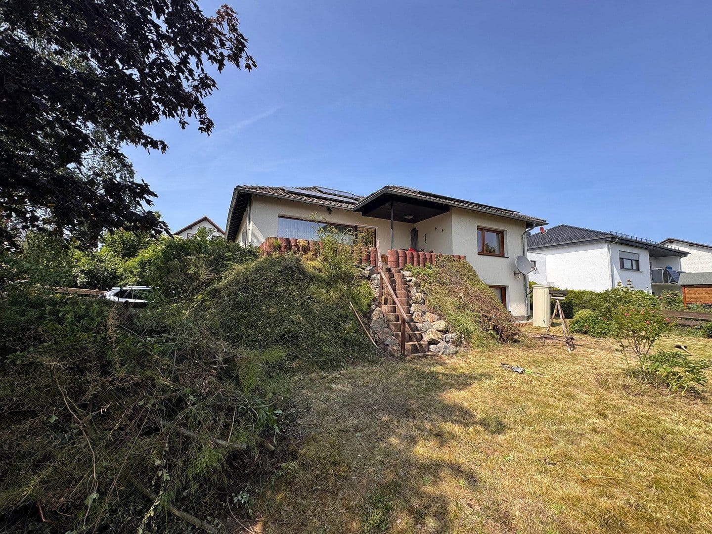 Prodej domu 140 m², pozemek 700 m², Hüttenberg, Hessen Prodej domu 140 m², pozemek 700 m², Hüttenberg, Hessen