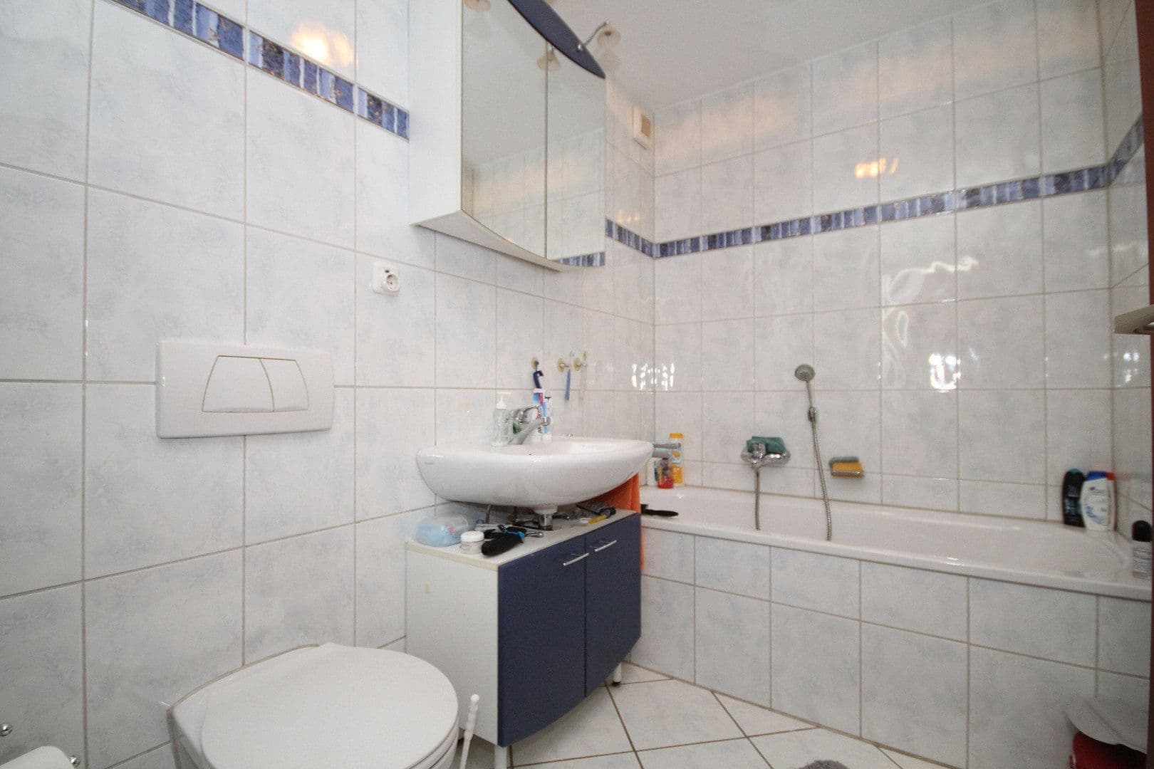 Pronájem bytu 2+kk 51 m², Holbeinstr. 4, Essen-Holsterhausen, Severní Porýní-Vestfálsko Pronájem bytu 2+kk 51 m², Holbeinstr. 4, Essen-Holsterhausen, Severní Porýní-Vestfálsko