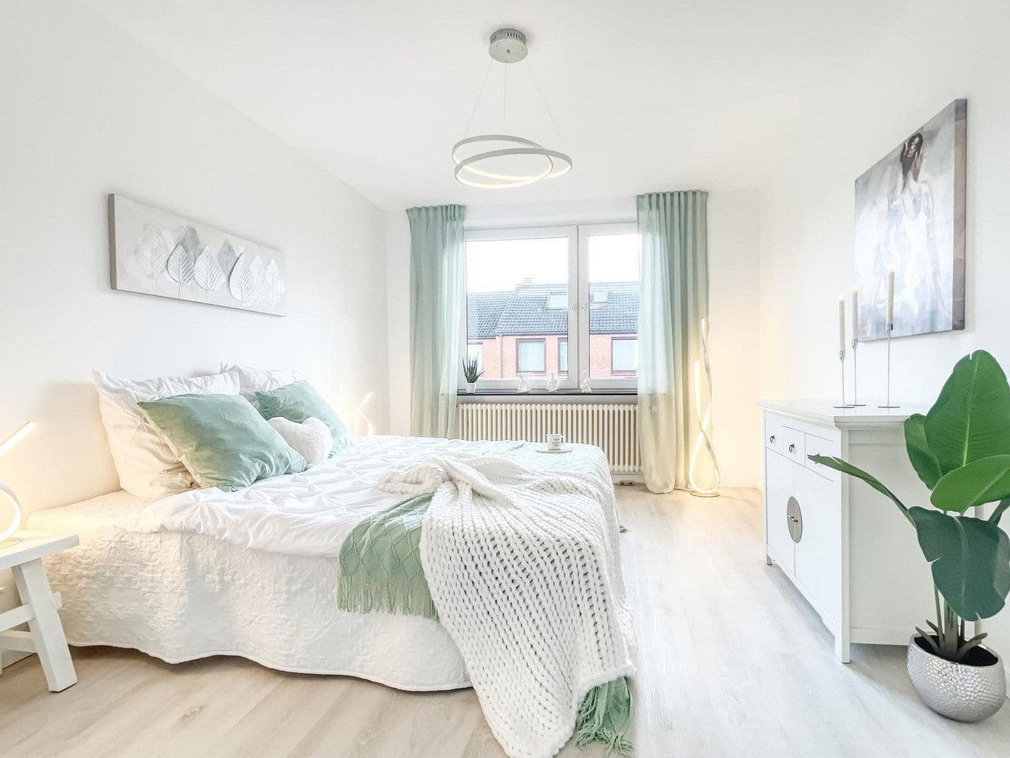 Prodej domu 120 m², pozemek 170 m², Bad Homburg vor der Höhe, Hessen Prodej domu 120 m², pozemek 170 m², Bad Homburg vor der Höhe, Hessen