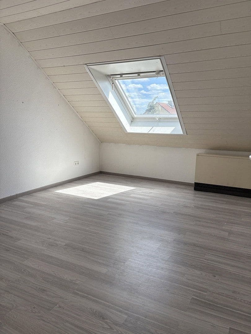 Prodej bytu 4+1 79 m², Bruchköbel, Hessen Prodej bytu 4+1 79 m², Bruchköbel, Hessen