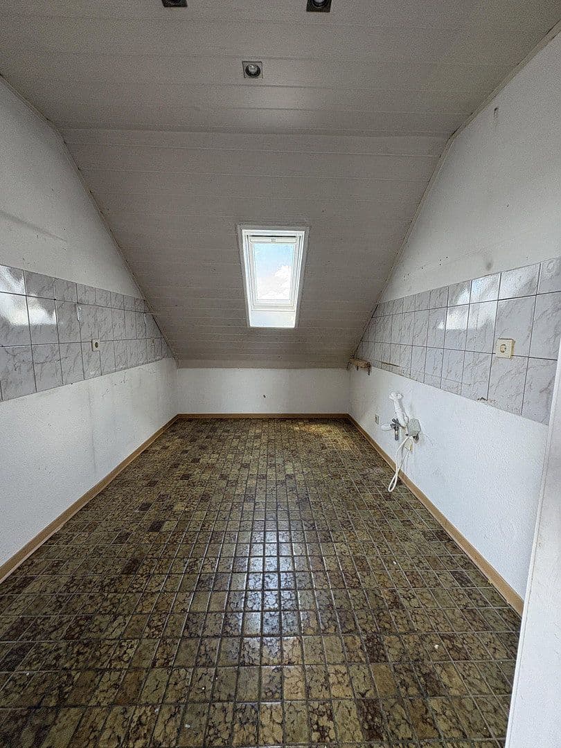 Prodej bytu 4+1 79 m², Bruchköbel, Hessen Prodej bytu 4+1 79 m², Bruchköbel, Hessen