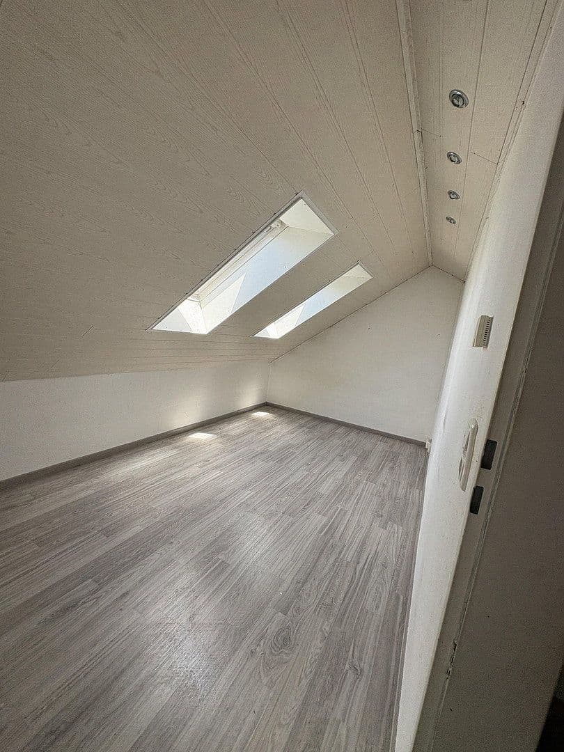 Prodej bytu 4+1 79 m², Bruchköbel, Hessen Prodej bytu 4+1 79 m², Bruchköbel, Hessen