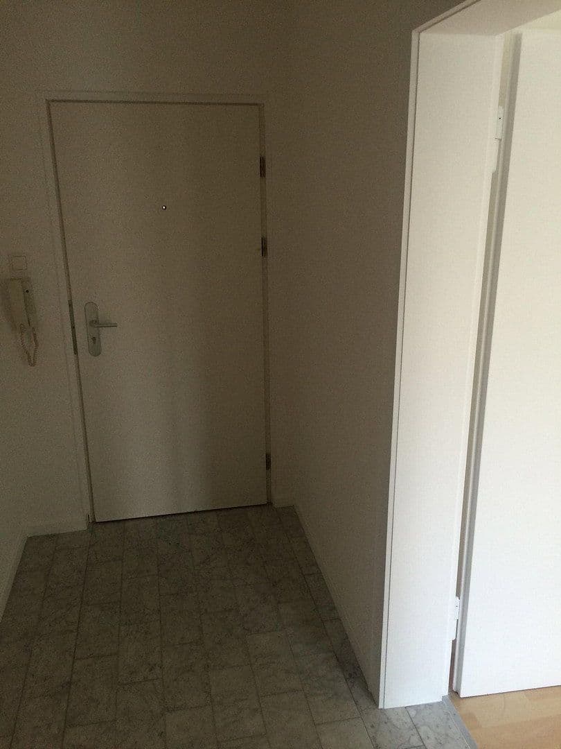 Pronájem bytu 1+1 35 m², Wilhelmsplatz 18, Offenbach, Hessen Pronájem bytu 1+1 35 m², Wilhelmsplatz 18, Offenbach, Hessen