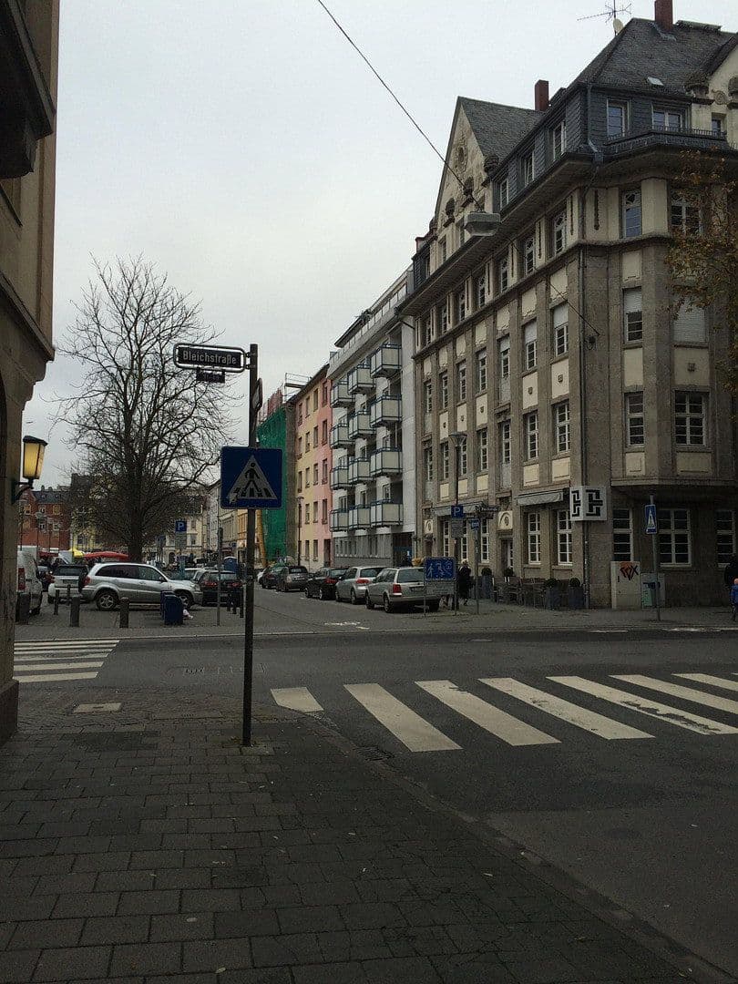 Pronájem bytu 1+1 35 m², Wilhelmsplatz 18, Offenbach, Hessen Pronájem bytu 1+1 35 m², Wilhelmsplatz 18, Offenbach, Hessen
