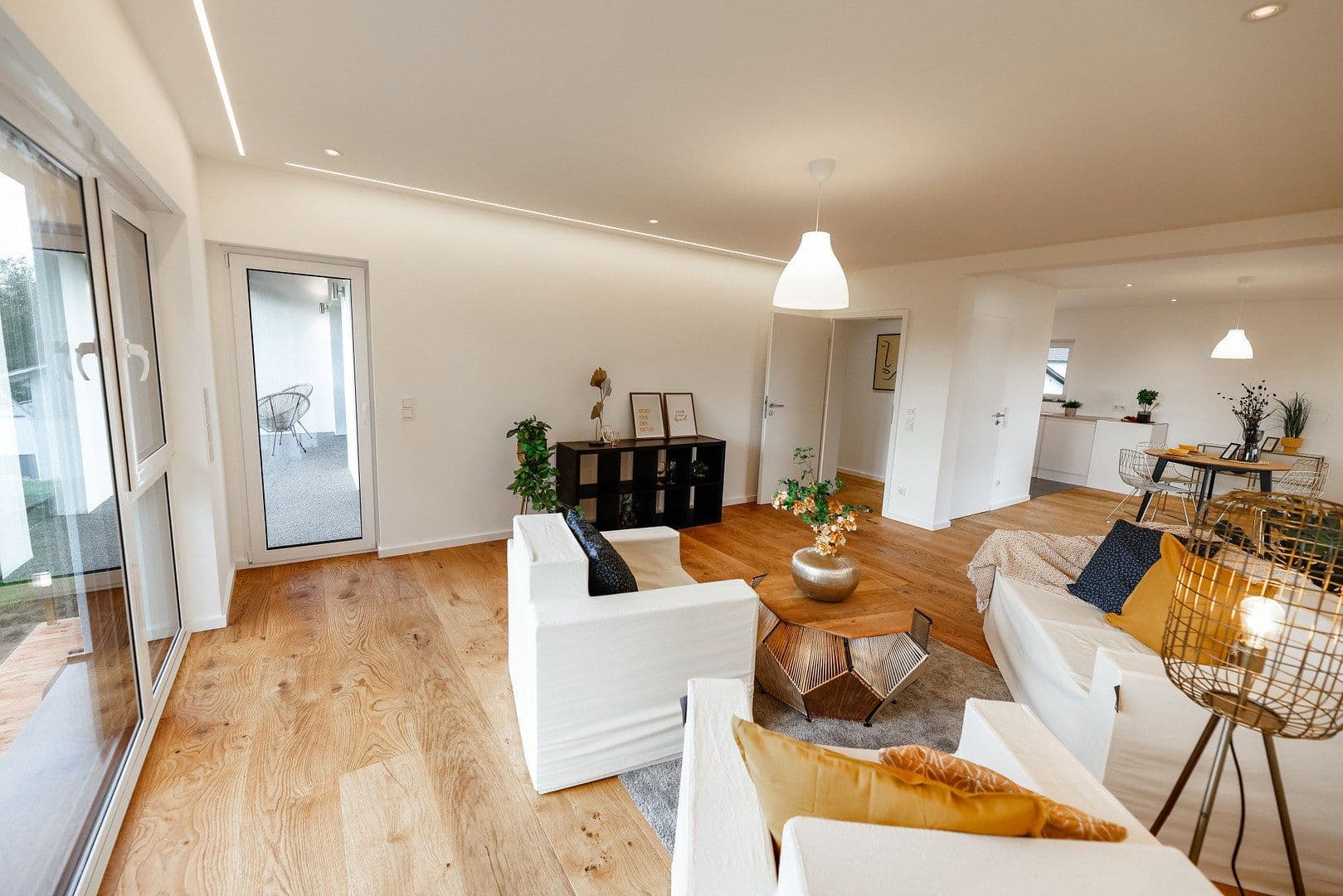 Pronájem bytu 3+1 88 m², Pohlheim, Hessen Pronájem bytu 3+1 88 m², Pohlheim, Hessen
