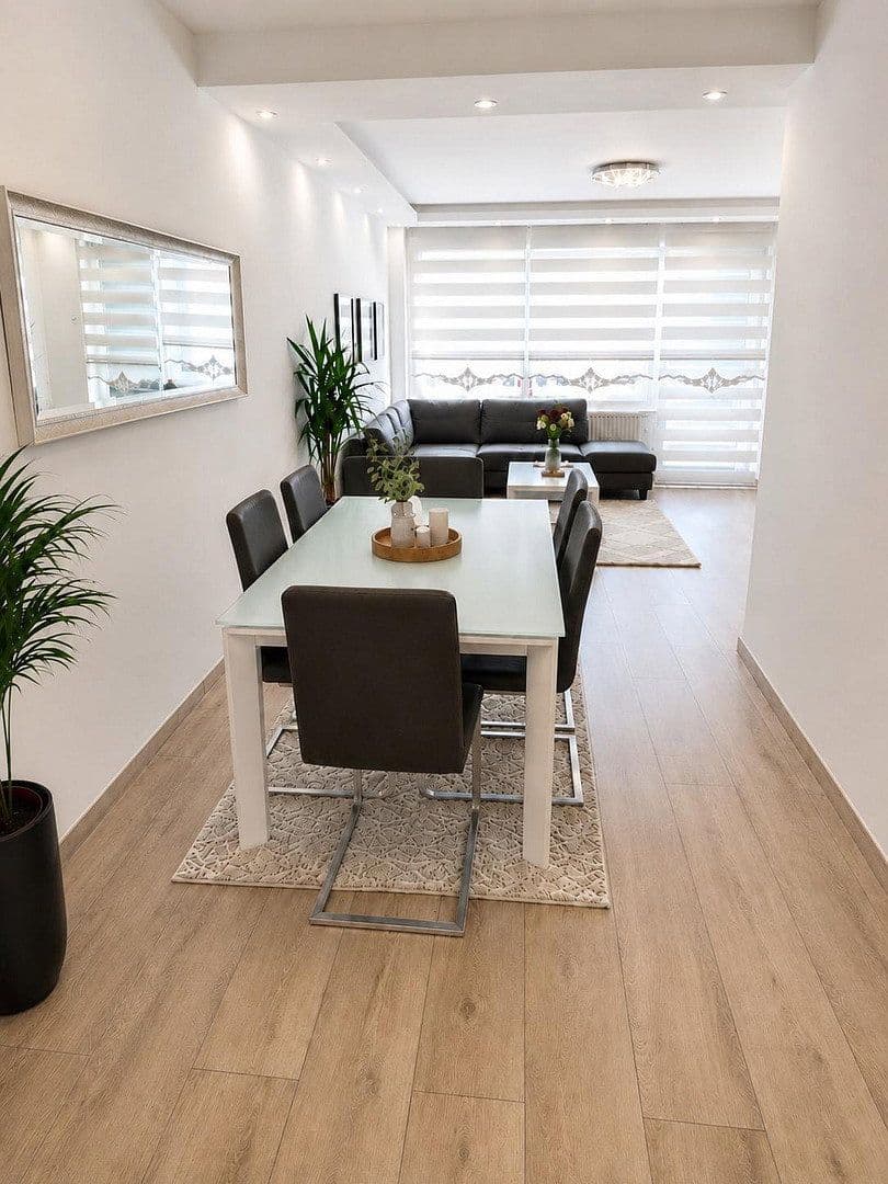 Prodej bytu 3+1 70 m², Oberbruchstraße 131, Krefeld, Severní Porýní-Vestfálsko Prodej bytu 3+1 70 m², Oberbruchstraße 131, Krefeld, Severní Porýní-Vestfálsko