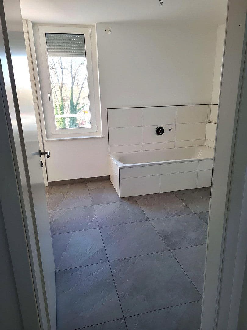 Pronájem bytu 4+1 143 m², Proviantbachstraße 13a, Augsburg, Bavorsko Pronájem bytu 4+1 143 m², Proviantbachstraße 13a, Augsburg, Bavorsko