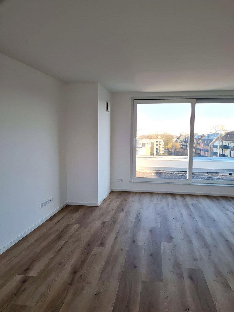 Pronájem bytu 4+1 143 m², Proviantbachstraße 13a, Augsburg, Bavorsko Pronájem bytu 4+1 143 m², Proviantbachstraße 13a, Augsburg, Bavorsko